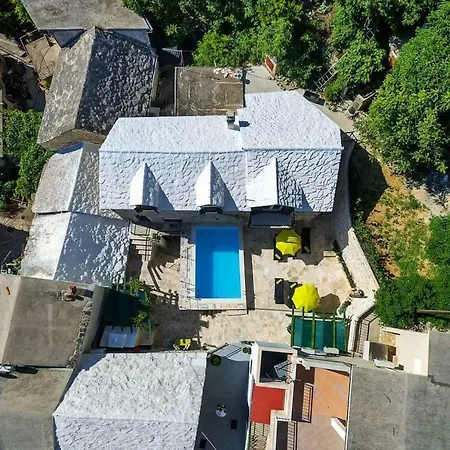 Luxury Topolina Villa *