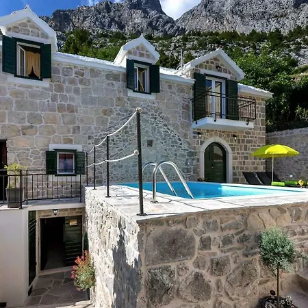 Luxury Topolina Villa *